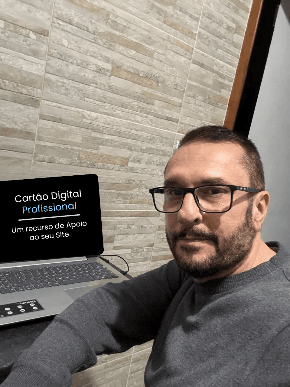 Carlos Alexandre, terapeuta e criador do Sites para Terapeutas